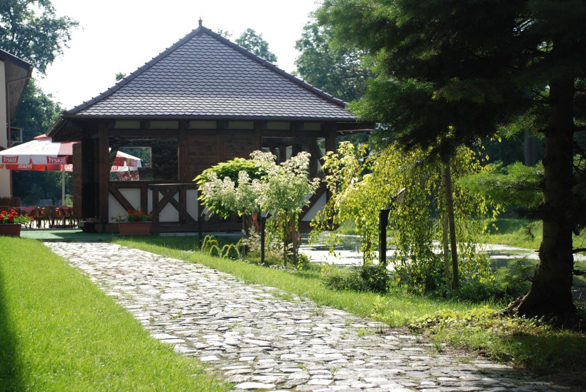 Hotel Karczyce Exterior photo