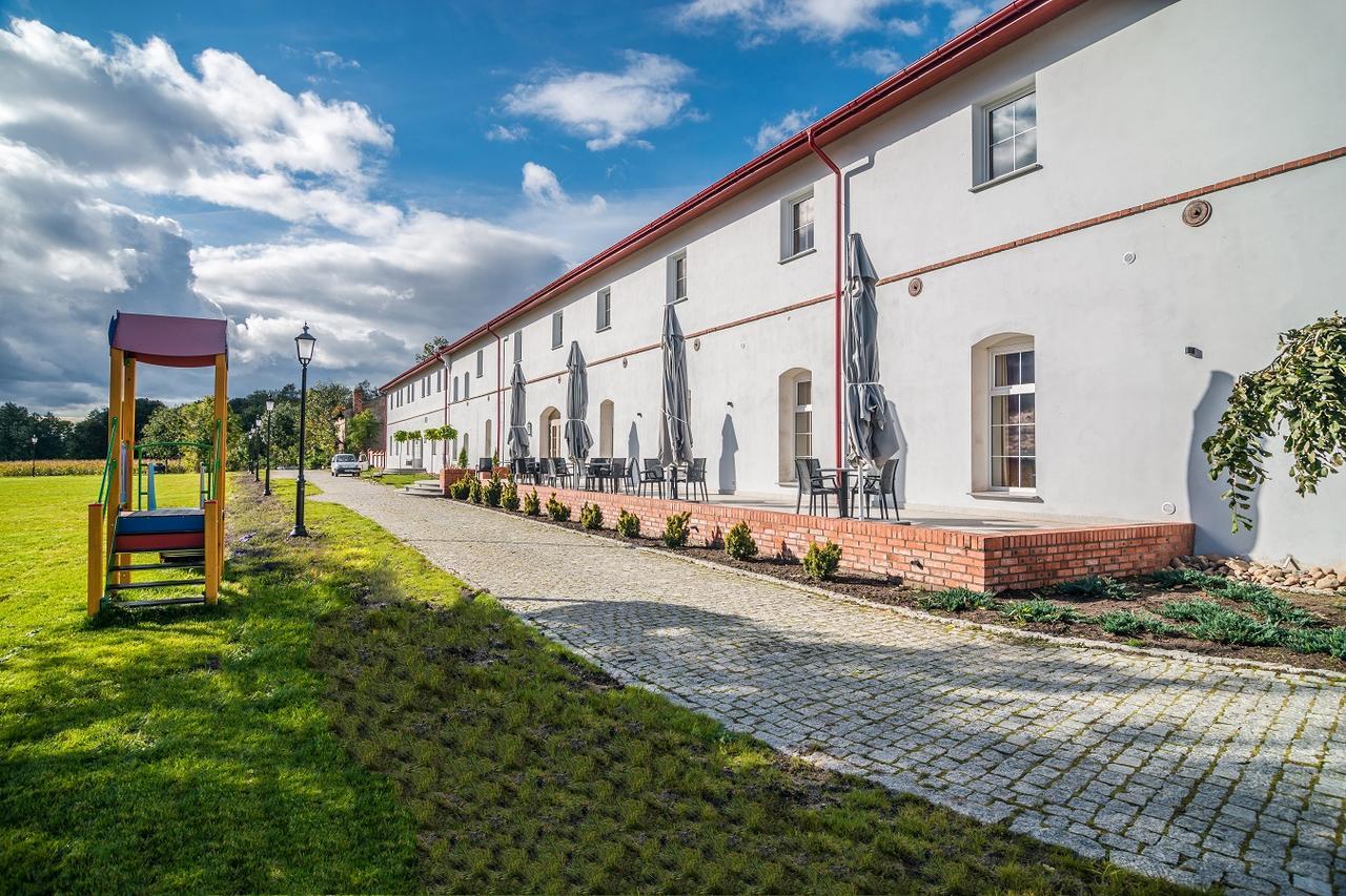 Hotel Karczyce Exterior photo